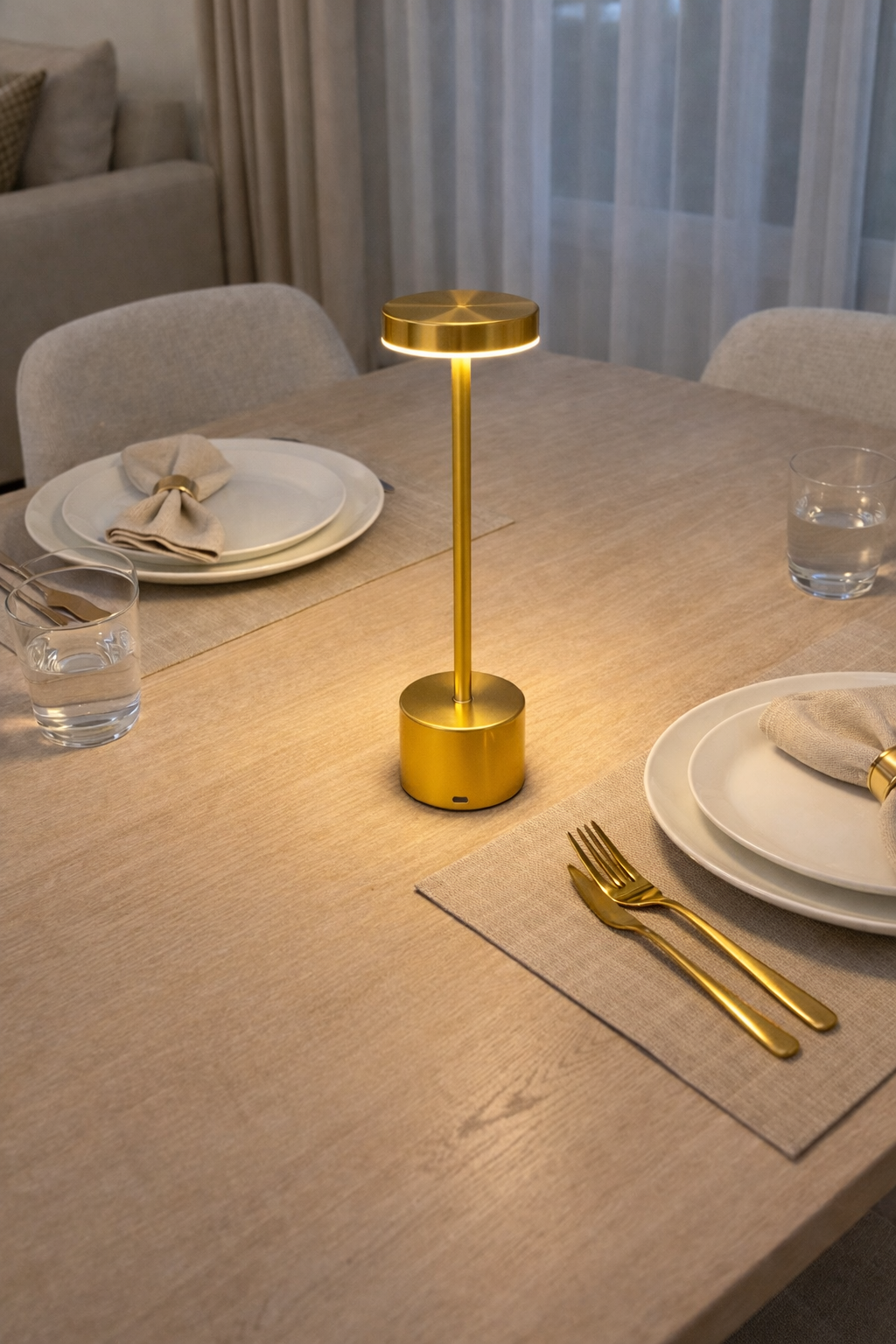 Table lamp - مصباح طاوله