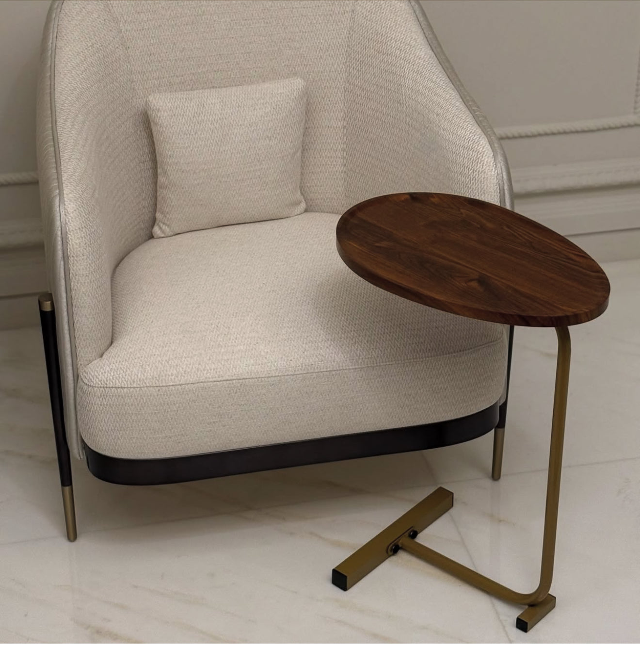 Coffee table طاوله للقهوه